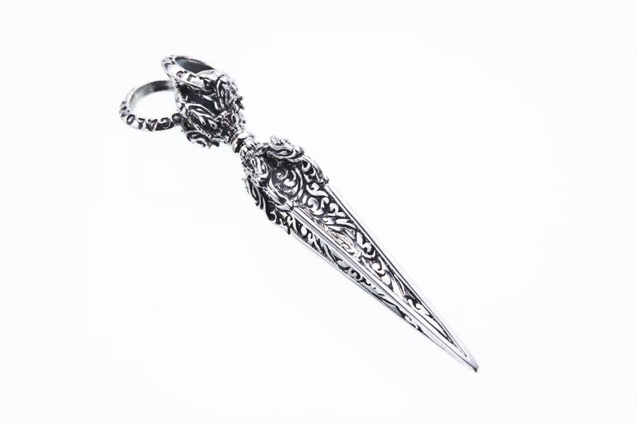 ZOCALO ソカロ チベタン ドラゴン ドージェ ダガー ペンダント(S) Tibetan Dragon Dorje Dagger Pendant(S)