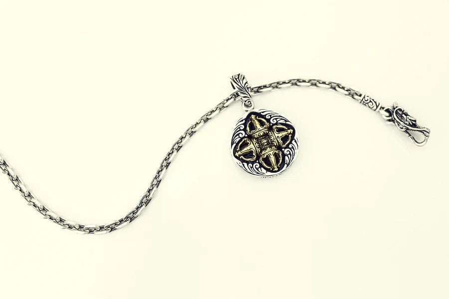 ZOCALO ソカロ ダブル ドラゴン クラウン ダブル ドージェ ペンダント Double Dragon With Crown Double Dorje Pendant