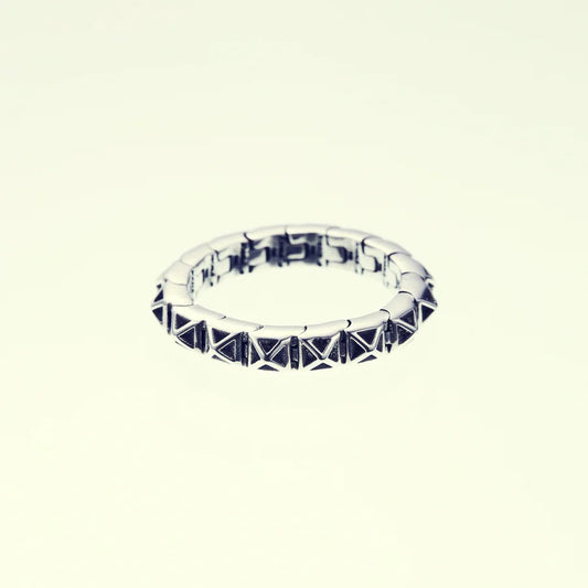 ZOCALO ソカロ タイニー ピラミッド スタッズ リング エッジド Tiny Pyramid Studs Ring Edged