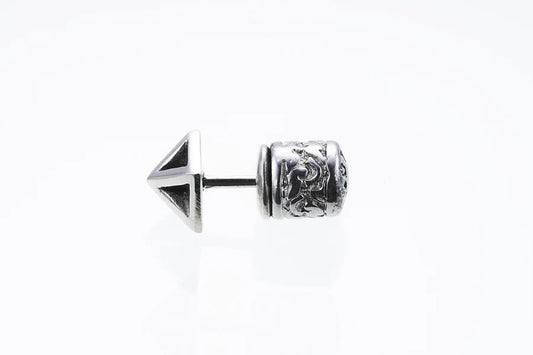 ZOCALO ソカロ タイニー ピラミッド スタッズ ピアス エッジド Tiny Pyramid Studs Earring Edged