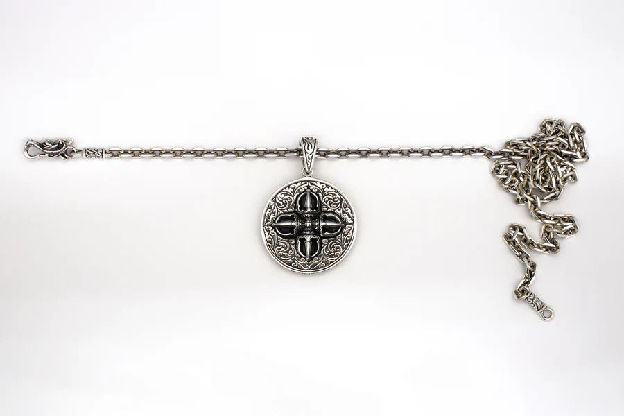 ZOCALO ソカロ クラウン ダブル ドージェ コイン ペンダント Crown Double Dorje Coin with Dragon Pendant