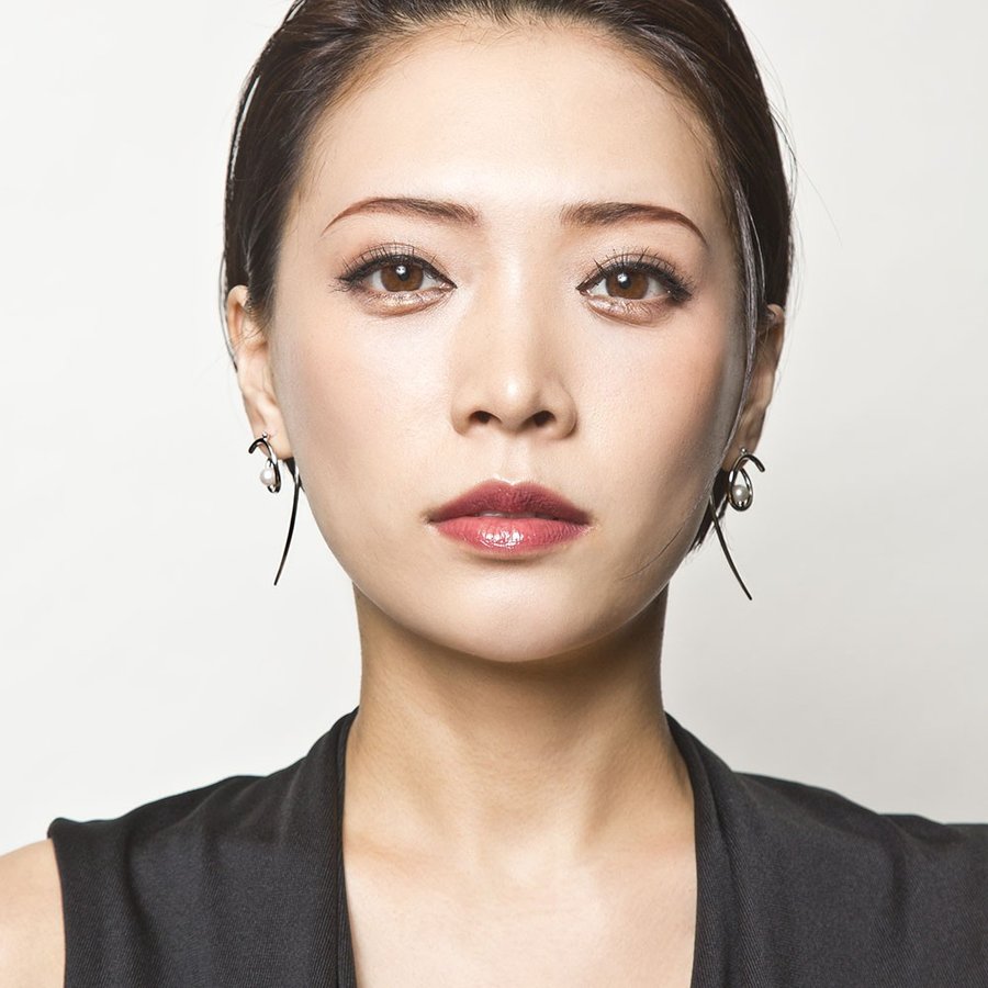 エレノアジュエリー/Elenore Jewelry トリッキースクロールピアス/左右セット ele0020