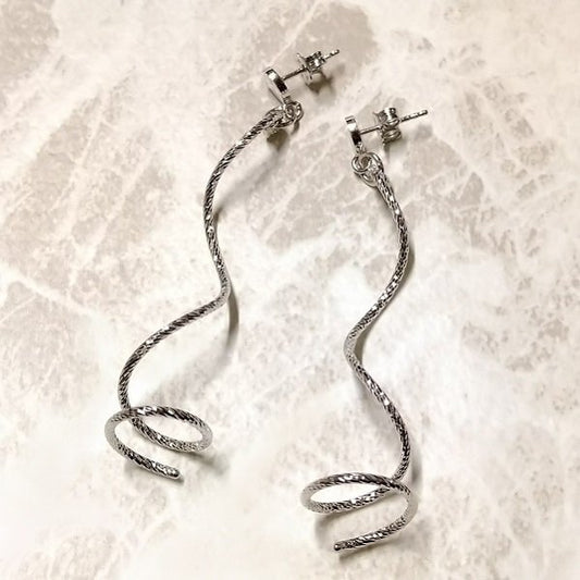 シルバーウエーブピアス ロング FRABOSO(フラボッソ):イタリア製《Made in Italy》OR06720RH Silver Wave Pierce Long FRABOSO: Made in Italy 《Made in Italy》 OR06720RH