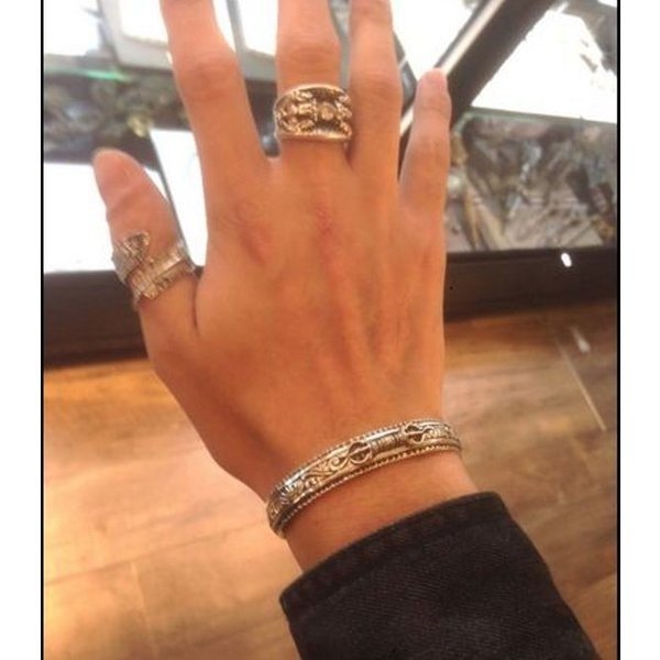 ZOCALO(ソカロ)アイビー・ワイド・バングル・アンティーク (シルバー950製) ZZTBAS-0087A