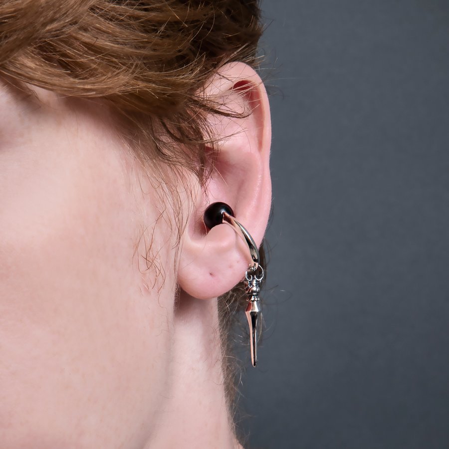 アルテミスキングス ARTEMISKINGS オニキススピアーイヤーカフ 片耳分 AKE0104