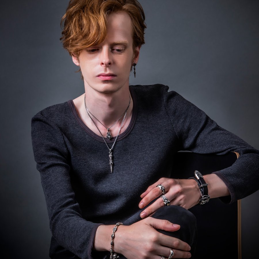 アルテミスキングス ARTEMISKINGS ラウンドクラウンクロスペンダント AKP0130