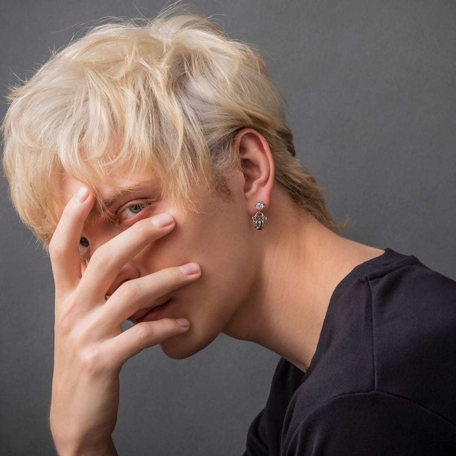 ノーブルクラウンピアス AKE0109 Noble crown earring シルバーアクセサリー Silver jewelry