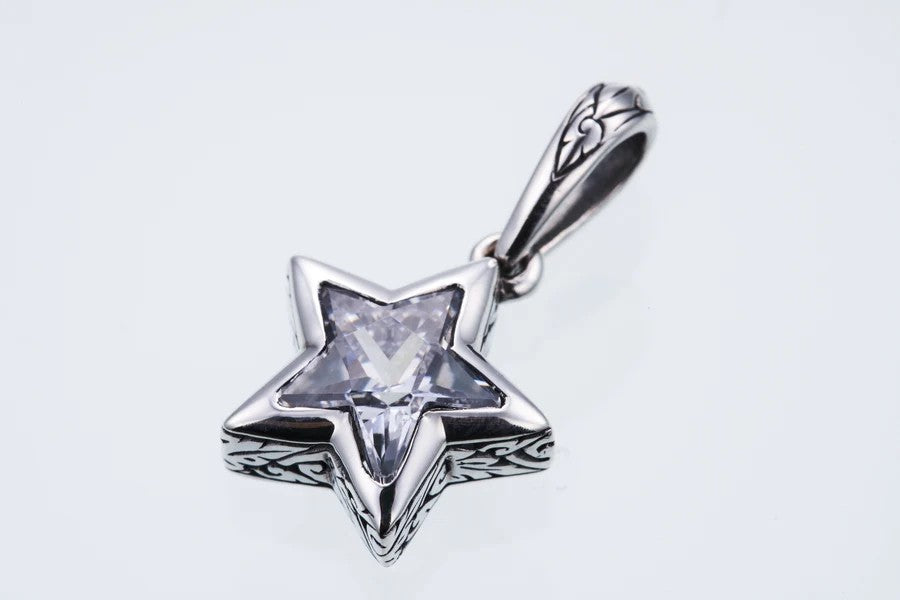 ZOCALO ソカロ ジュエルド アイビー スター ペンダント(ホワイトCZ) Jeweled Ivy Star Pendant(White CZ)