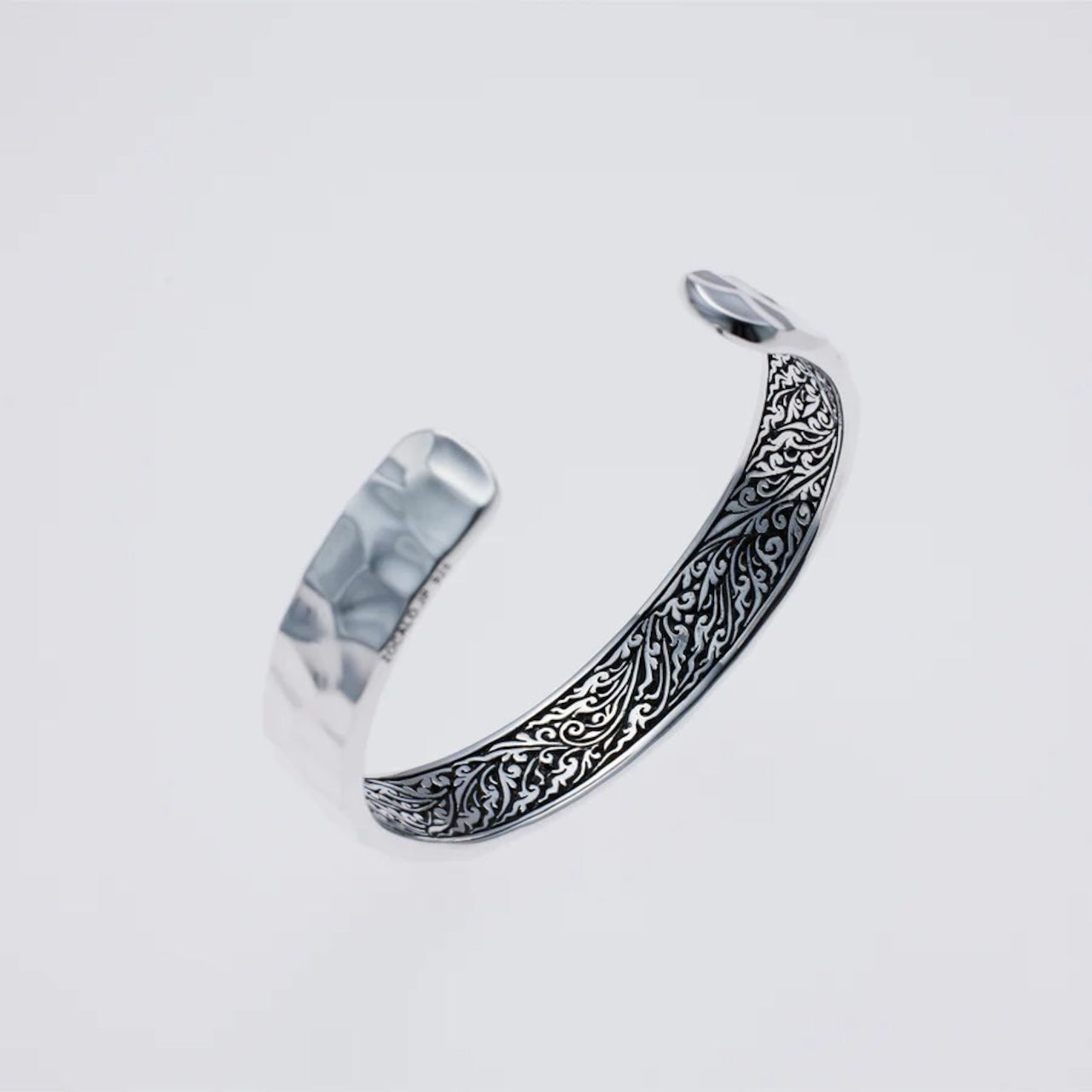 ZOCALO ソカロ 槌目 バングル リーフ Hammered Texture Bangle Leaf
