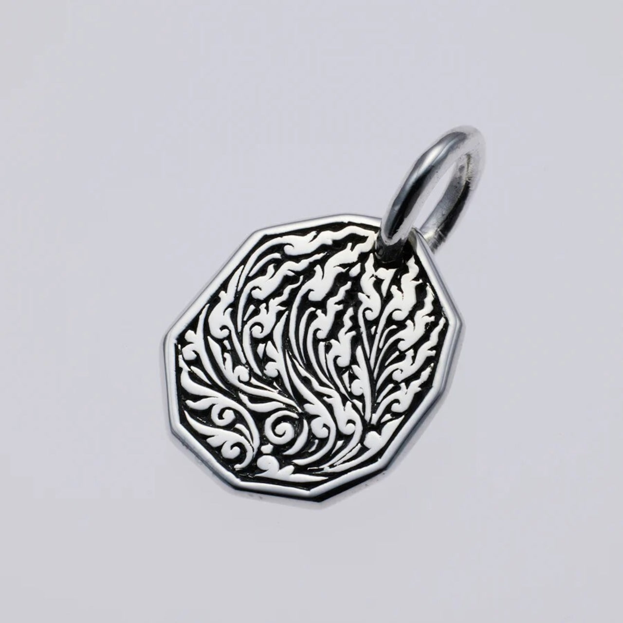 ZOCALO ソカロ 槌目 プレート ペンダント アイ オブ プロビデンス Hammered Texture Plate Pendant Eye of Providence