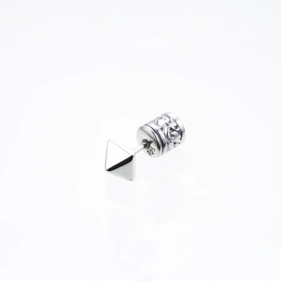 ZOCALO ソカロ タイニー ピラミッド スタッズ ピアス シャイニー Tiny Pyramid Studs Earring Shiny