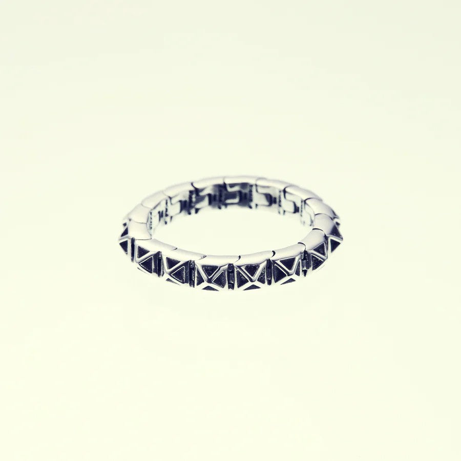 ZOCALO ソカロ タイニー ピラミッド スタッズ リング エッジド Tiny Pyramid Studs Ring Edged