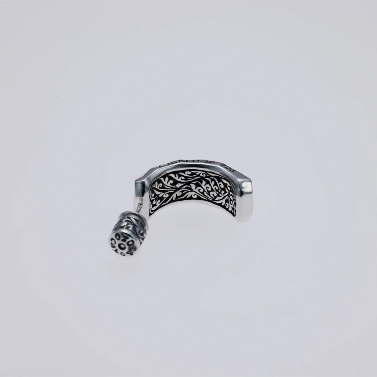 ZOCALO ソカロ 槌目 フープ ピアス リーフ Hammered Texture Hoop Earring Leaf