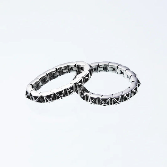 ZOCALO ソカロ タイニー ピラミッド スタッズ リング エッジド Tiny Pyramid Studs Ring Edged