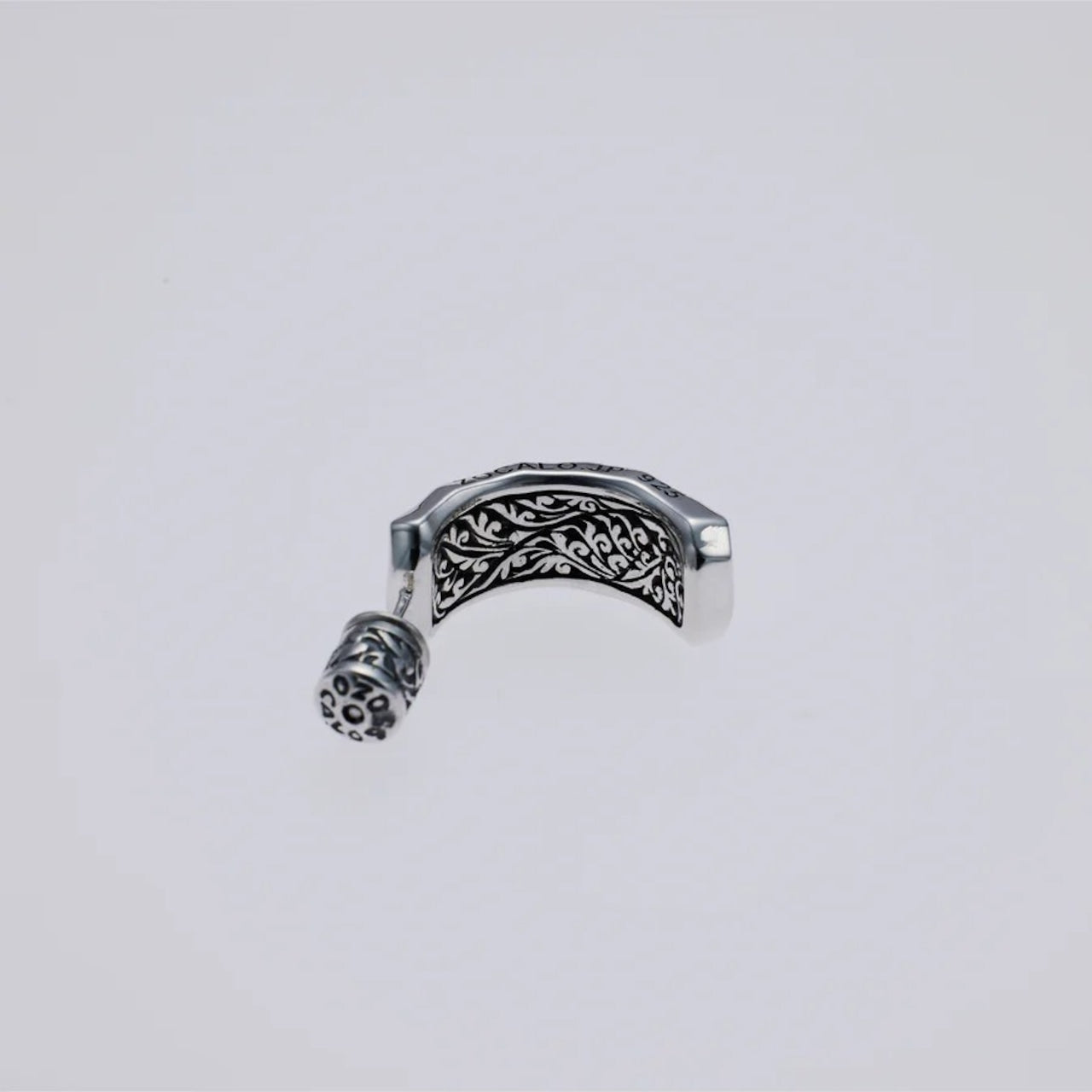 ZOCALO ソカロ 槌目 フープ ピアス ダブル ドージェ Hammered Texture Hoop Earring Double Dorje