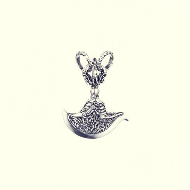 ZOCALO ソカロ チベタン ドラゴン ドージェ カルティカ ペンダント(S) Tibetan Dragon Dorje Kartika Pendant(S)