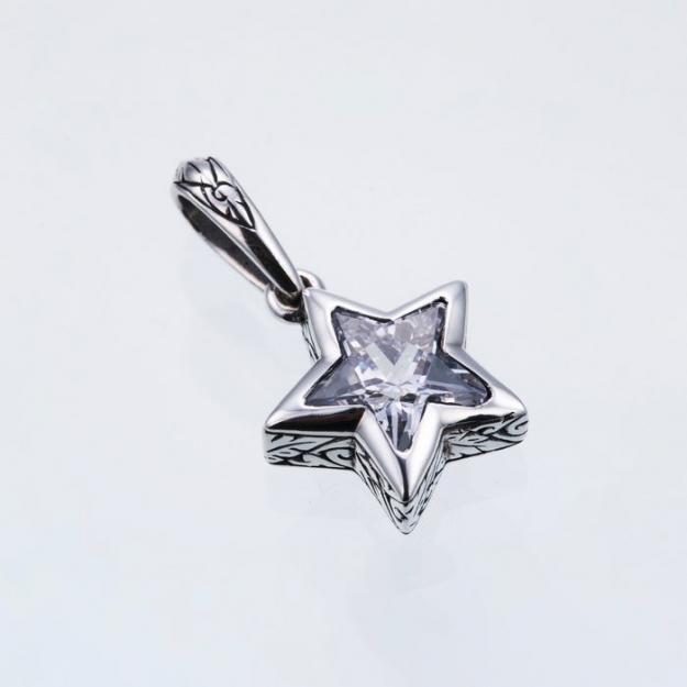 ZOCALO ソカロ ジュエルド アイビー スター ペンダント(ホワイトCZ) Jeweled Ivy Star Pendant(White CZ)