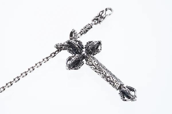 ZOCALO ソカロ チベタン ドラゴン ドージェ クロス ペンダント(S) Tibetan Dragon Dorje Cross Pendant(S)