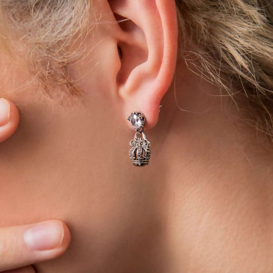 ノーブルクラウンピアス　AKE0109　Noble crown earring　シルバーアクセサリー Silver jewelry